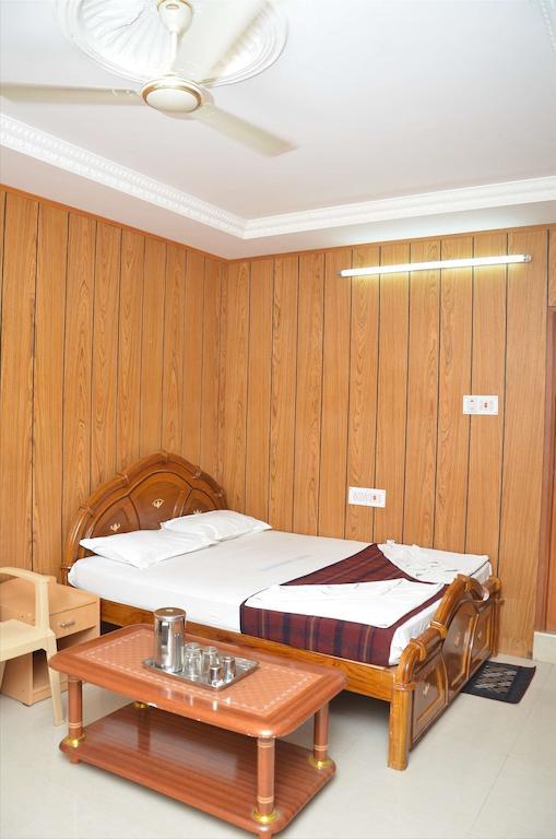 Saravanan Lodge Chennai Quarto foto